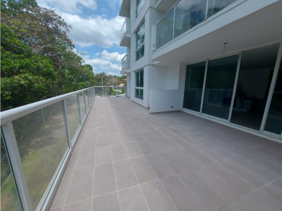 APARTAMENTO 3 RECAMARAS CLAYTON PARK II 199M2 CON TERRAZA