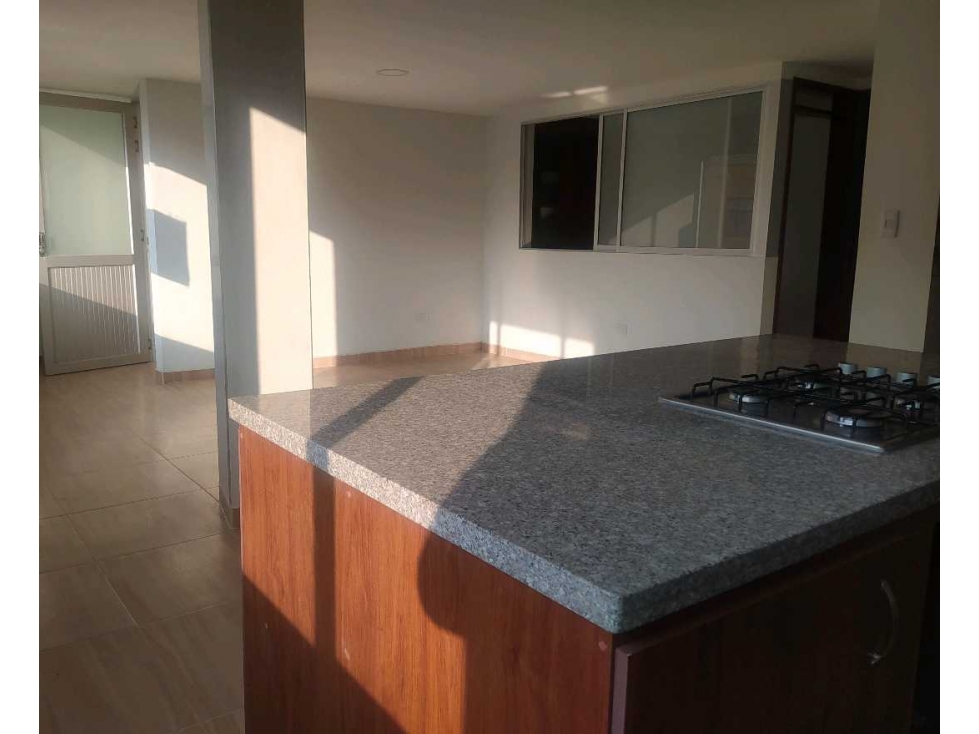 Apartamento 4 alcobas La Francia Manizales — foto 3