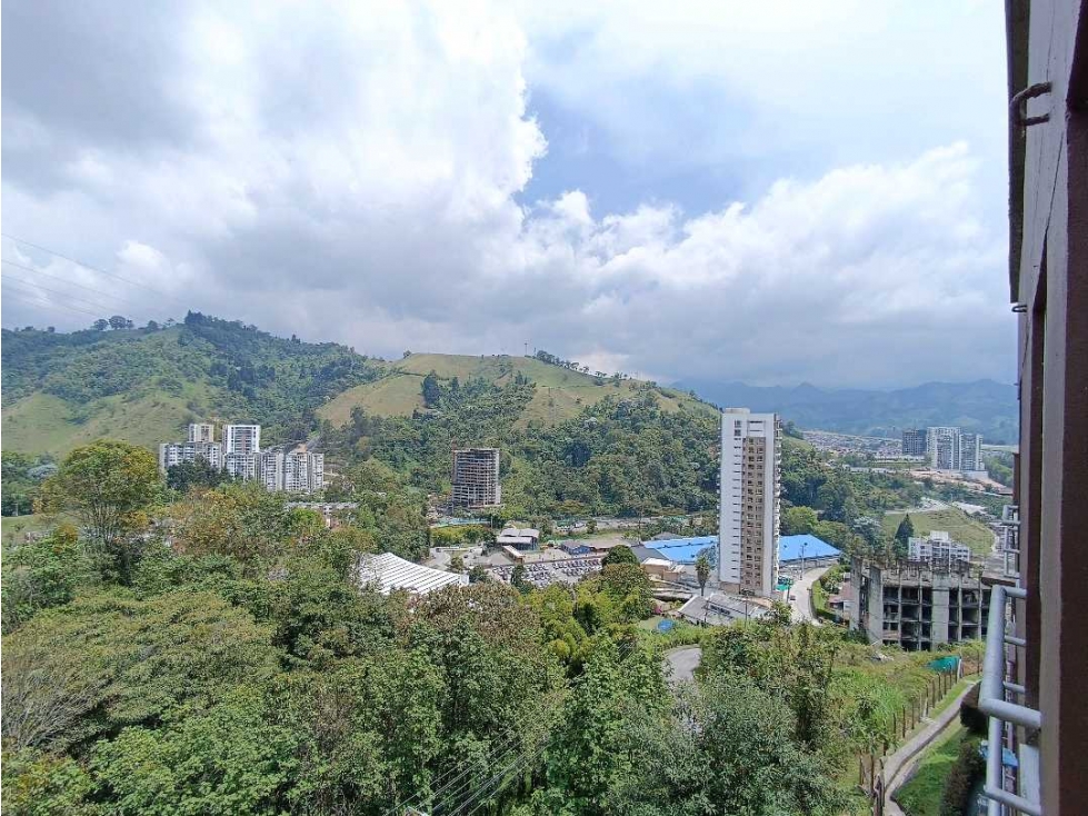 Venta Apartamento 5 alcobas Conjunto Cerrado El Trébol Manizales — foto 3