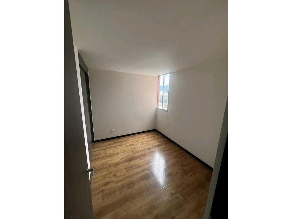 Apartamento a la venta en sabaneta con vistas magnificas — foto 5