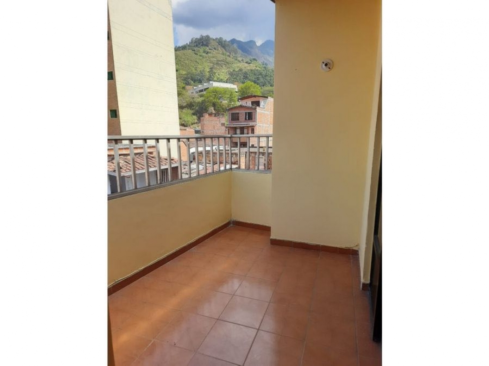 APARTAMENTO AGRADABLE Y AMPLIO | PARQUE DE COPACABANA EN VENTA E266 — foto 3