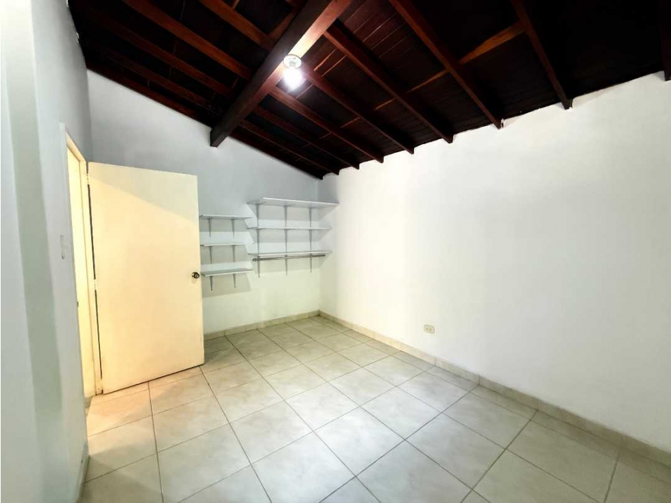 Apartamento en alquiler medellín floresta — foto 3