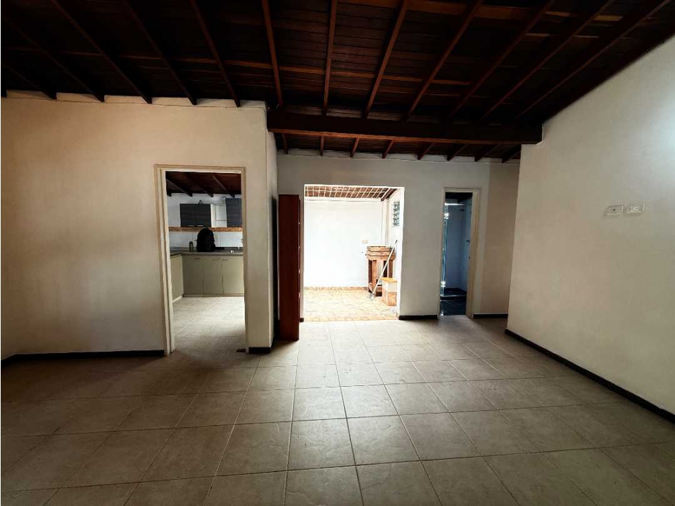 Apartamento en alquiler medellín floresta — foto 6