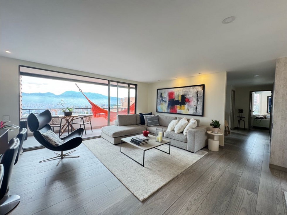 Apartamento amoblado en arriendo sector El Tesoro con vista — foto 2