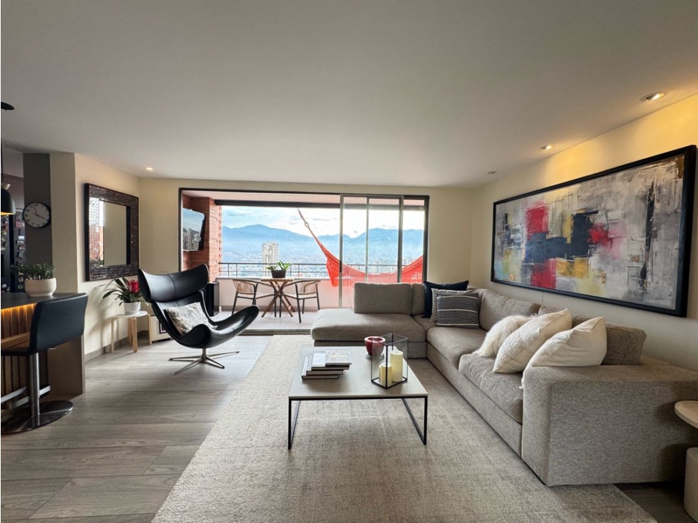 Apartamento amoblado en arriendo sector El Tesoro con vista — foto 3
