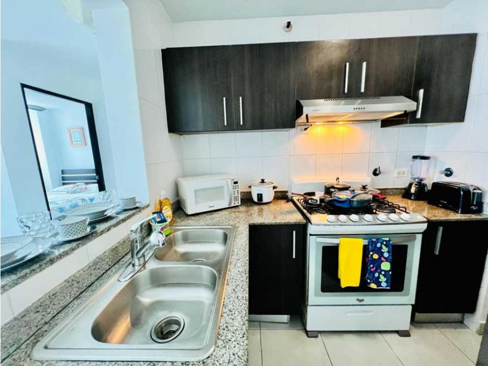 APARTAMENTO AMOBLADO 2 REC MODERNO PLAZA EDISON EL MARE — foto 4