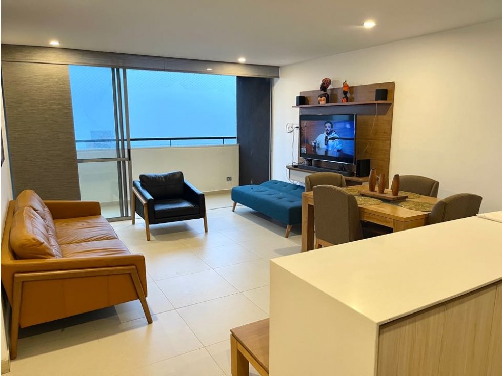 Apartamento Amoblado 3 habitaciones 3 baños sector el tesoro poblado — foto 2