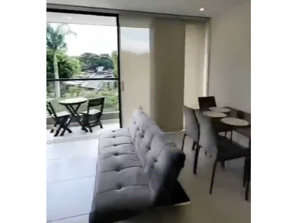 Apartamento y Apartaestudio AMOBLADOS al sur de Cali-.Pance-.Living — foto 3