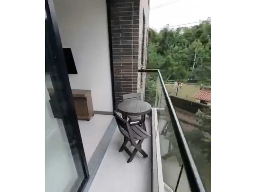 Apartamento y Apartaestudio AMOBLADOS al sur de Cali-.Pance-.Living — foto 4