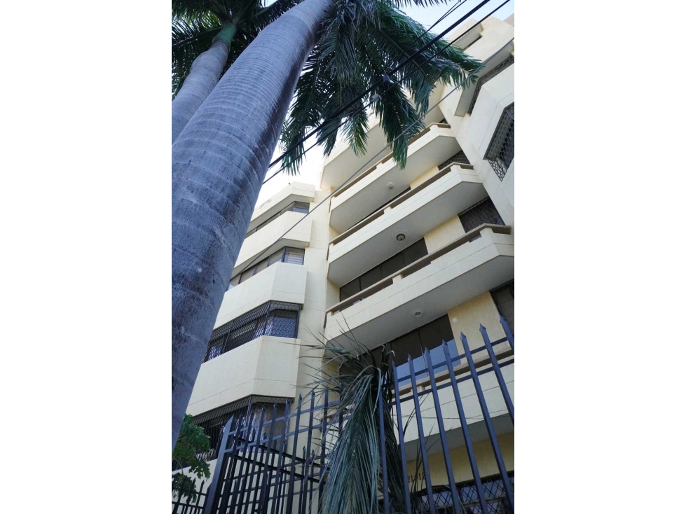 Apartamento Amoblado Central cerca a la Av Libertador - 005 — foto 2