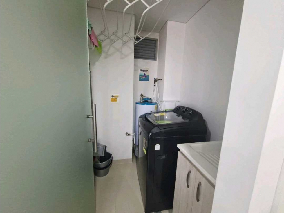 Apartamento amoblado cerca a el Escobero y la Intermedia FZ10 — foto 5