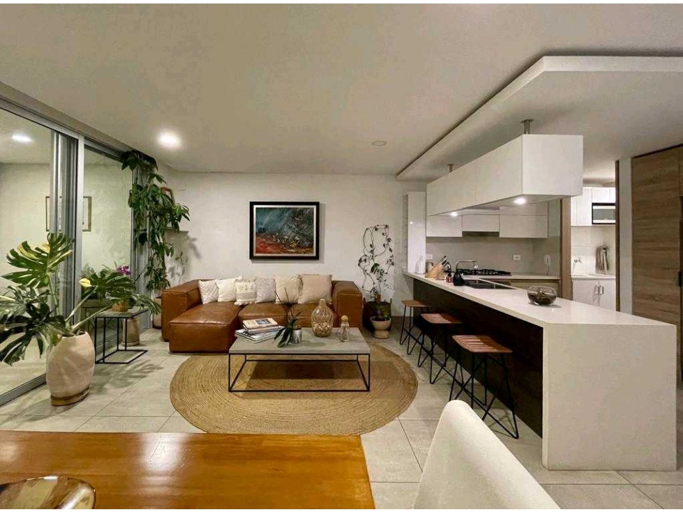 Apartamento Amoblado en Alquiler