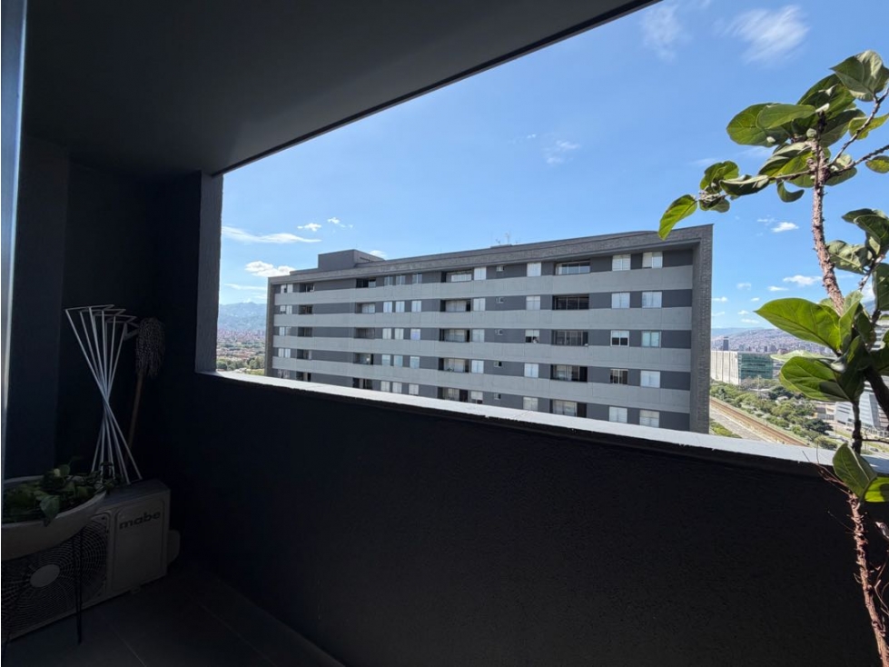 Apartamento amoblado en alquiler en Guayabal — foto 3
