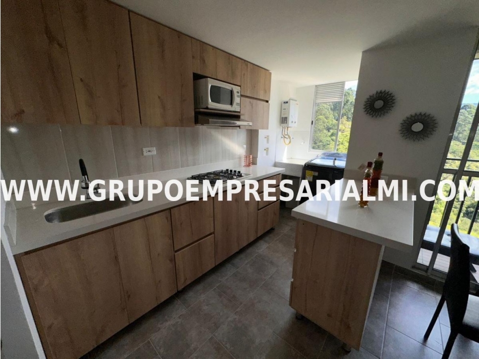 APARTAMENTO AMOBLADO EN ARRIENDO - SABANETA COD: 27438 - 4