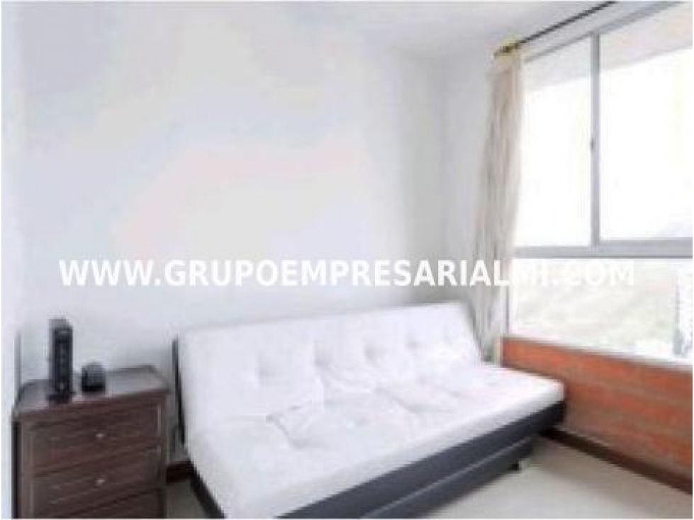 APARTAMENTO AMOBLADO EN ARRIENDO - SECTOR CALASANZ COD: 20055 - 5