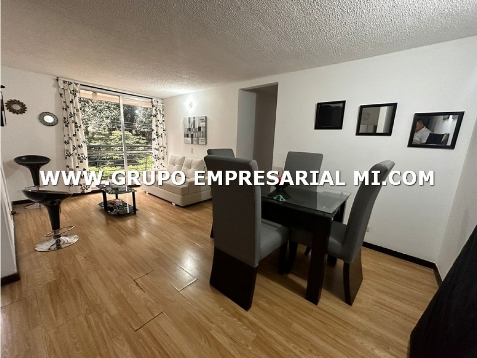 APARTAMENTO AMOBLADO EN ARRIENDO - SECTOR LOS ALCÁZARES COD: 9014 - 4