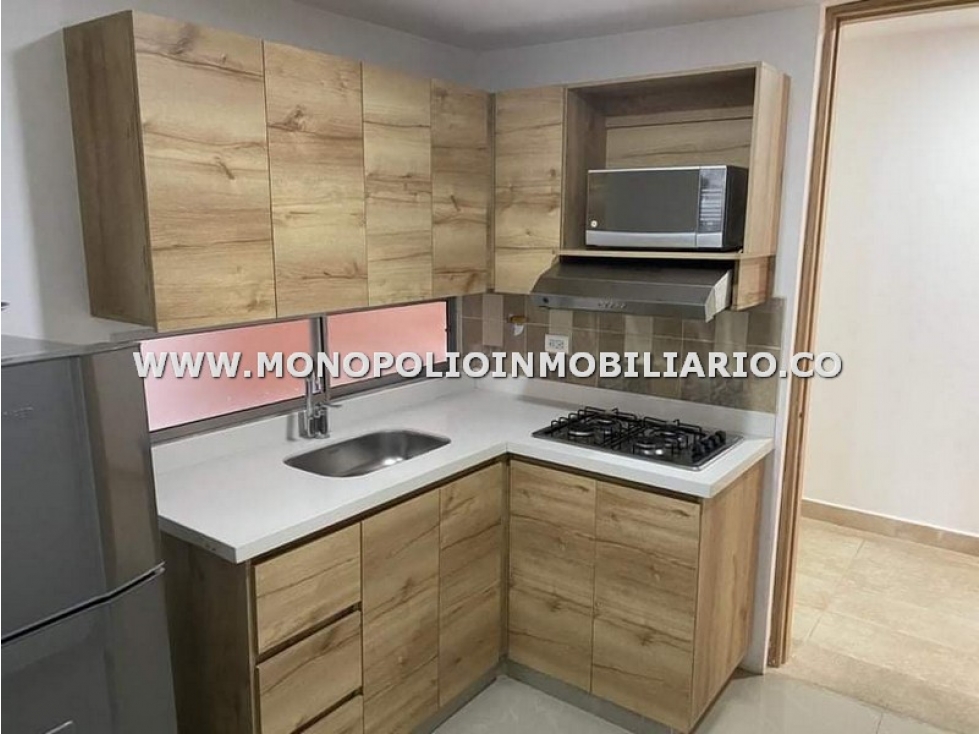 APARTAMENTO AMOBLADO EN ARRIENDO - SECTOR SABANETA COD: 25076 - 3