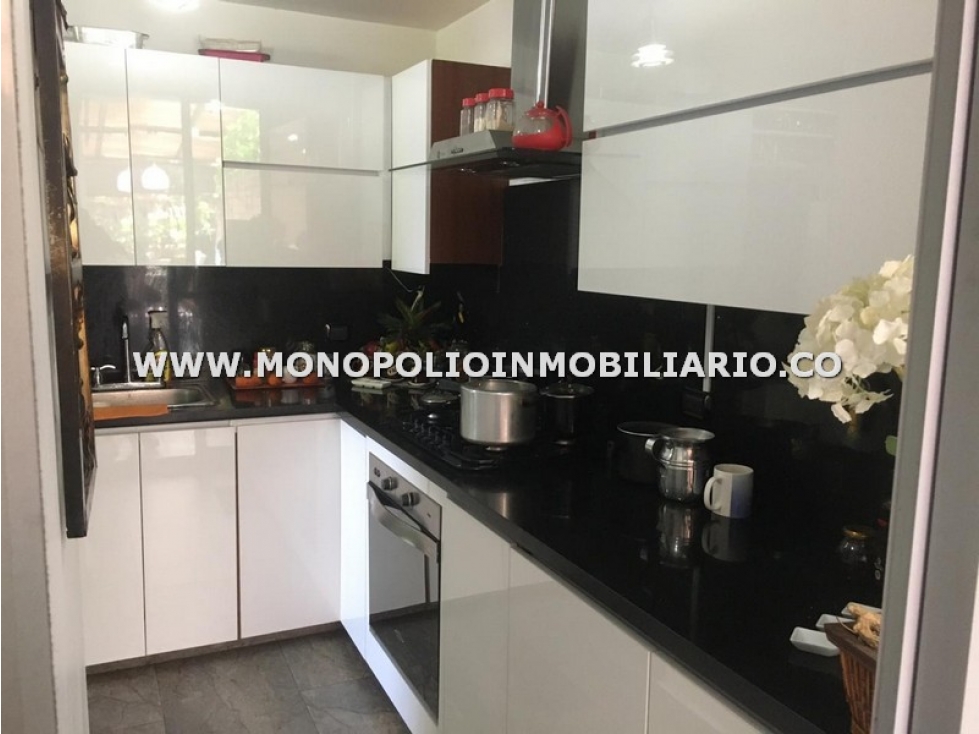 APARTAMENTO AMOBLADO EN ARRIENDO - SECTOR LA INMACULADA COD: 20884 - 4