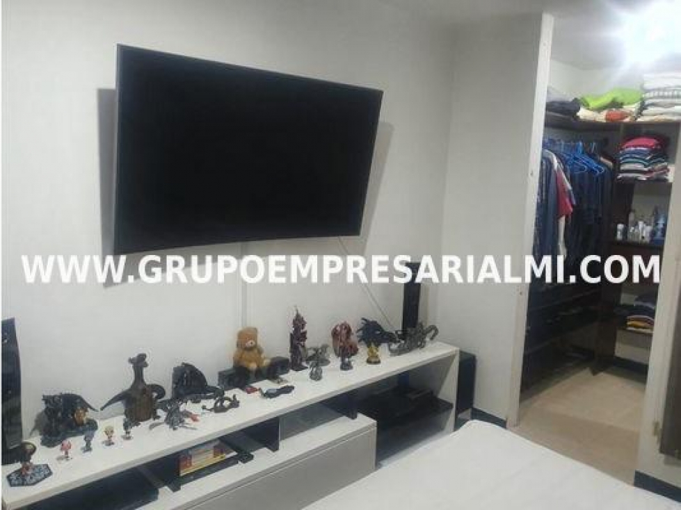 APARTAMENTO AMOBLADO EN ARRIENDO - SECTOR EL POBLADO COD: 20628 - 4