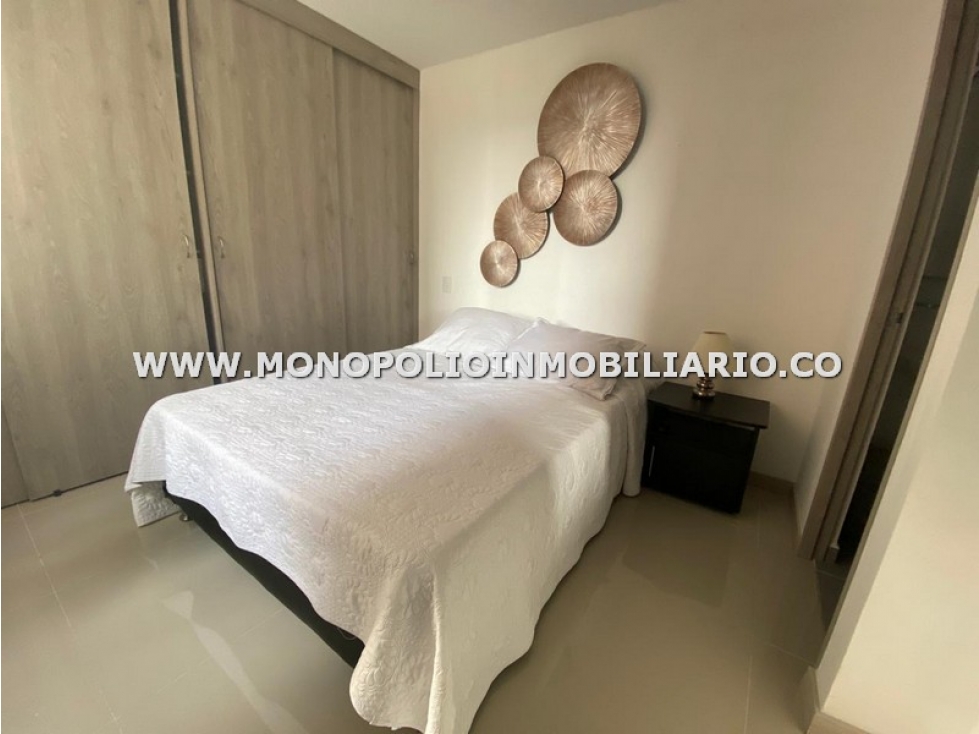APARTAMENTO AMOBLADO EN ARRIENDO - SECTOR LOS COLORES COD: 20633 - 4