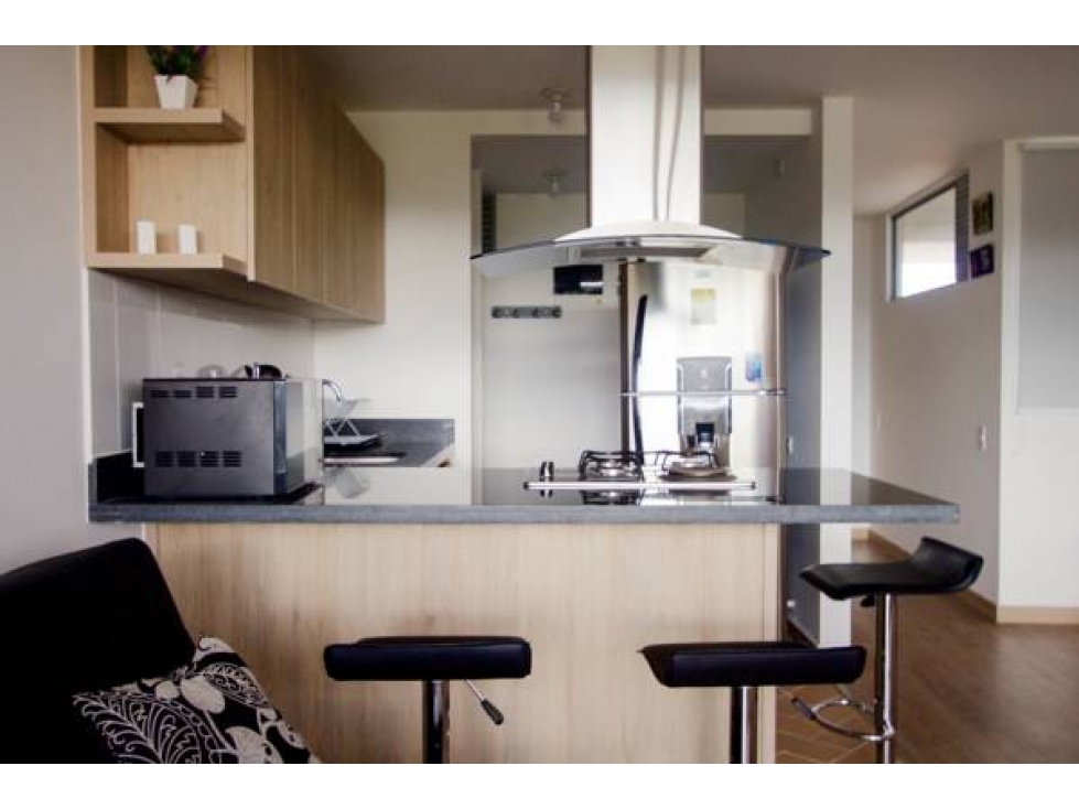 APARTAMENTO AMOBLADO EN ARRIENDO - SECTOR EL LAGO, RIONEGRO COD: 22261 - 3