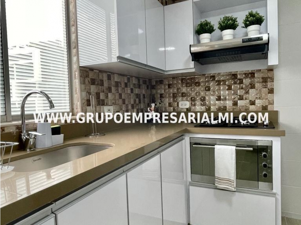 APARTAMENTO AMOBLADO EN ARRIENDO - SECTOR EL POBLADO COD: 30531 — foto 4