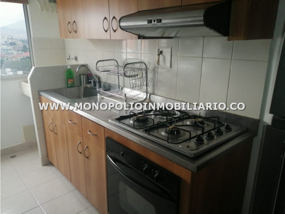 APARTAMENTO AMOBLADO EN ARRIENDO - EL POBLADO COD: 19586 — foto 2