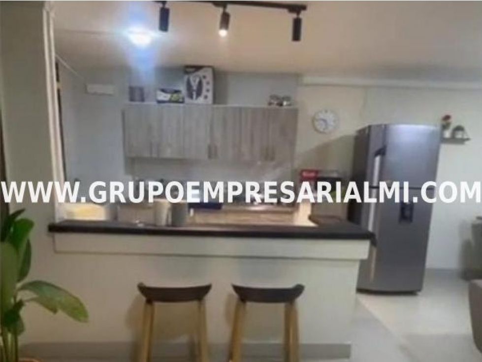 APARTAMENTO AMOBLADO EN ARRIENDO - SECTOR CALASANZ COD: 31042 — foto 3
