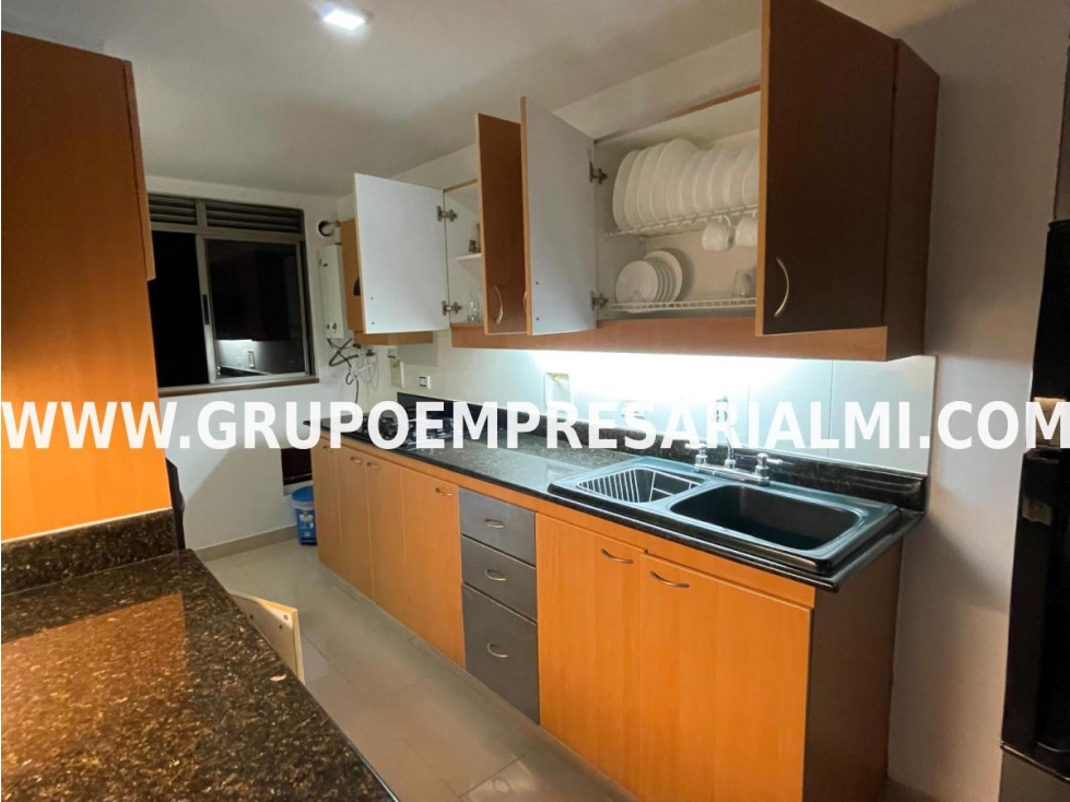 APARTAMENTO AMOBLADO EN ARRIENDO - SECTOR LOS BALSOS COD: 31101 — foto 4