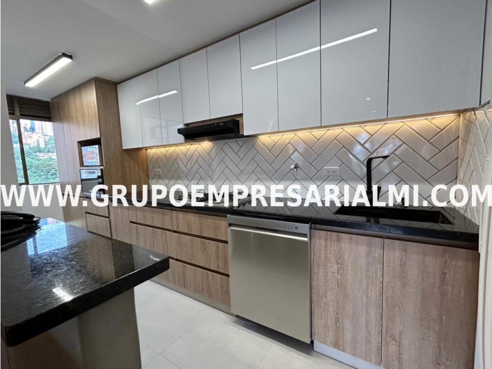 APARTAMENTO AMOBLADO EN ARRIENDO - SECTOR LA FLORIDA COD: 31205 — foto 4