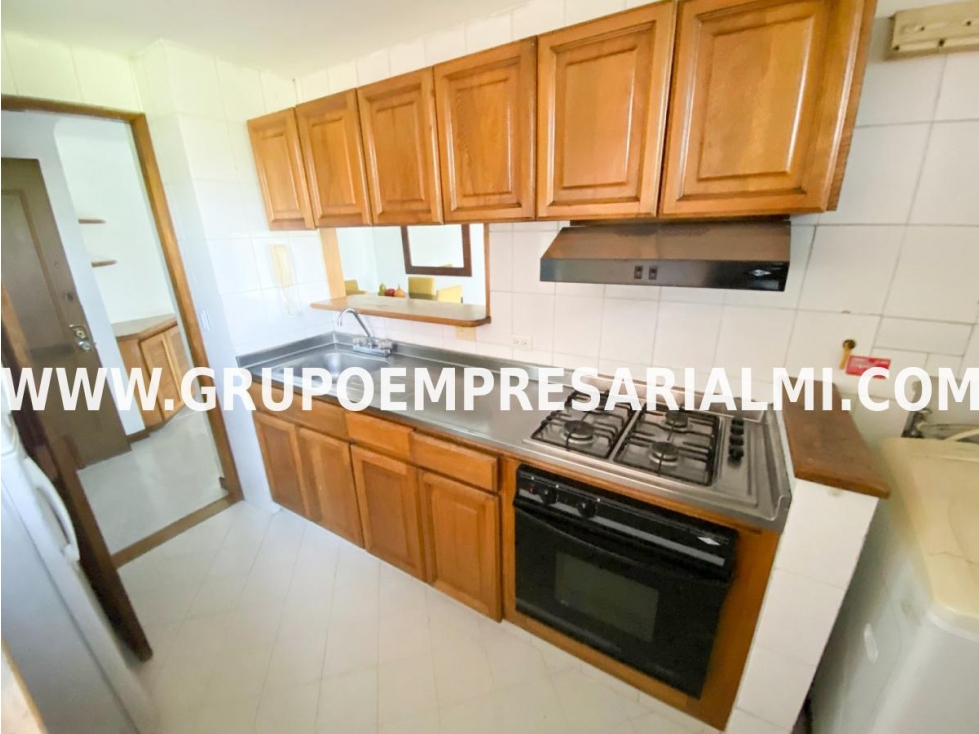 APARTAMENTO AMOBLADO EN ARRIENDO - SECTOR PATIO BONITO COD: 23834 — foto 3