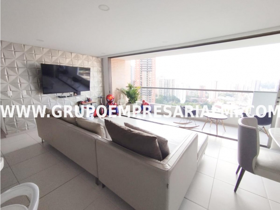APARTAMENTO AMOBLADO EN ARRIENDO - SECTOR SAN JOSE COD: 31555