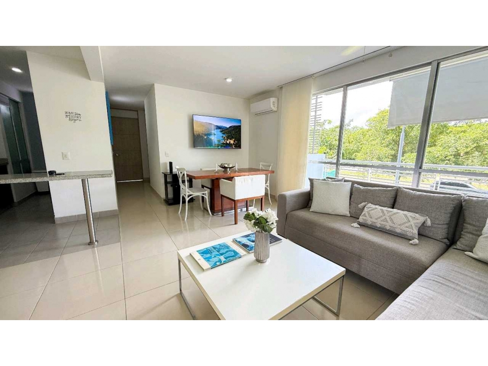 Apartamento amoblado en arriendo en la castellana - 1