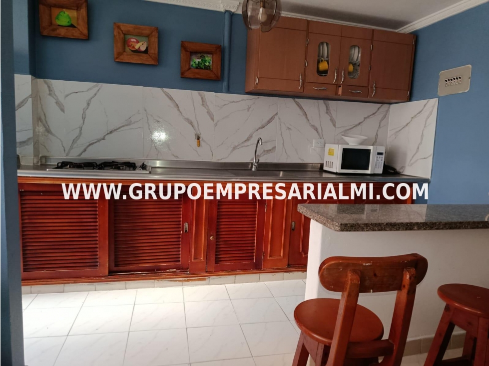 APARTAMENTO AMOBLADO EN ARRIENDO - SECTOR LAURELES COD: 32555 — foto 5