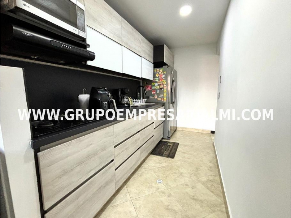 APARTAMENTO AMOBLADO EN ARRIENDO - SECTOR LAURELES COD: 32611 — foto 5