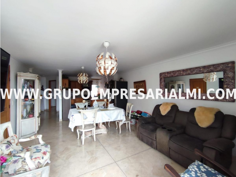 APARTAMENTO AMOBLADO EN ARRIENDO - SECTOR LA FLORESTA COD: 32710