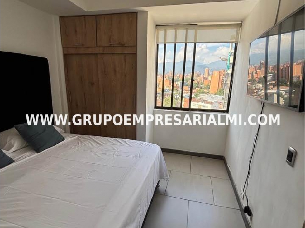 APARTAMENTO AMOBLADO EN ARRIENDO - SECTOR LAURELES COD: 33248 — foto 2