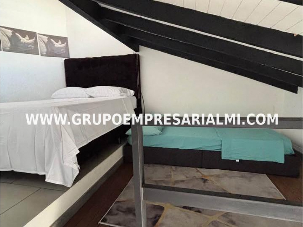 APARTAMENTO AMOBLADO EN ARRIENDO - SECTOR LAURELES COD: 33248 — foto 3