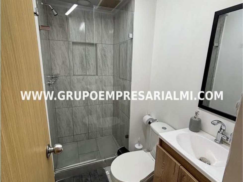 APARTAMENTO AMOBLADO EN ARRIENDO - SECTOR LAURELES COD: 33248 — foto 4