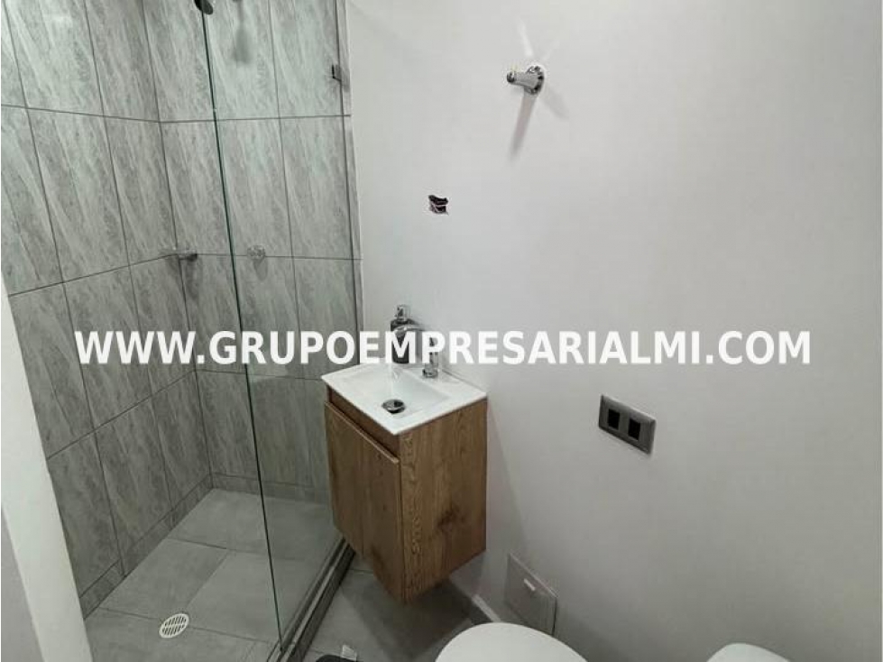 APARTAMENTO AMOBLADO EN ARRIENDO - SECTOR LAURELES COD: 33248 — foto 5