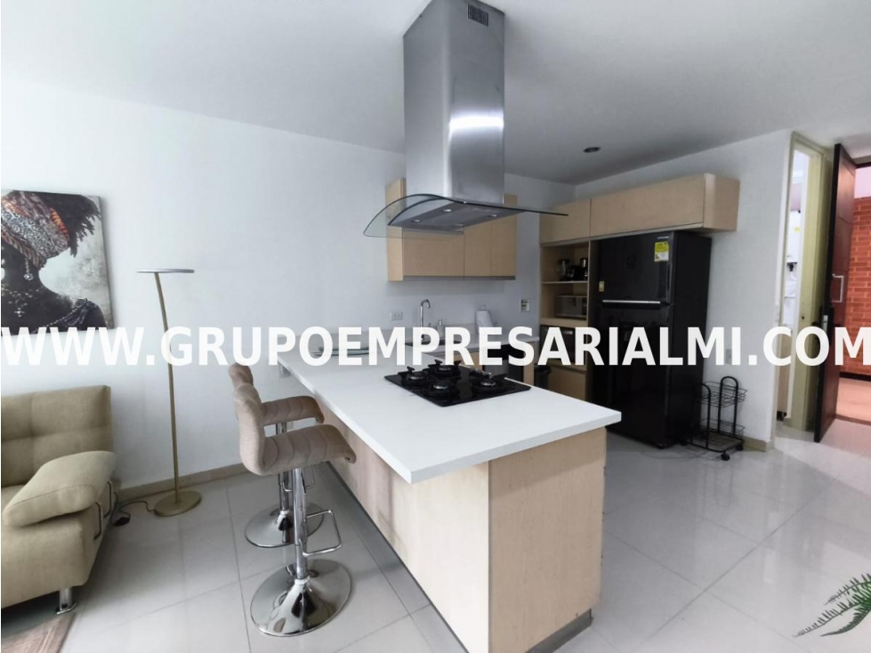 APARTAMENTO AMOBLADO EN ARRIENDO - SECTOR CIUDAD DEL RIO COD: 33295