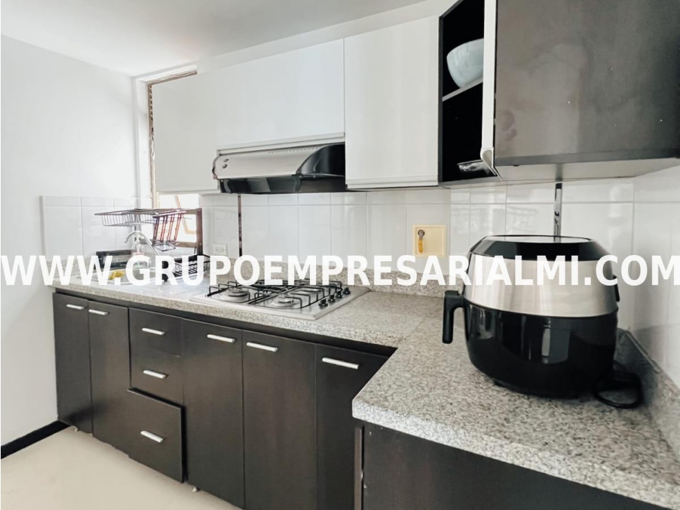 APARTAMENTO AMOBLADO EN ARRIENDO - SECTOR LAURELES COD: 29528 — foto 5