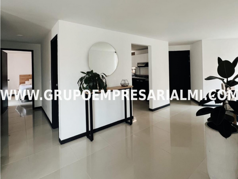 APARTAMENTO AMOBLADO EN ARRIENDO - SECTOR LAURELES COD: 29528 — foto 2