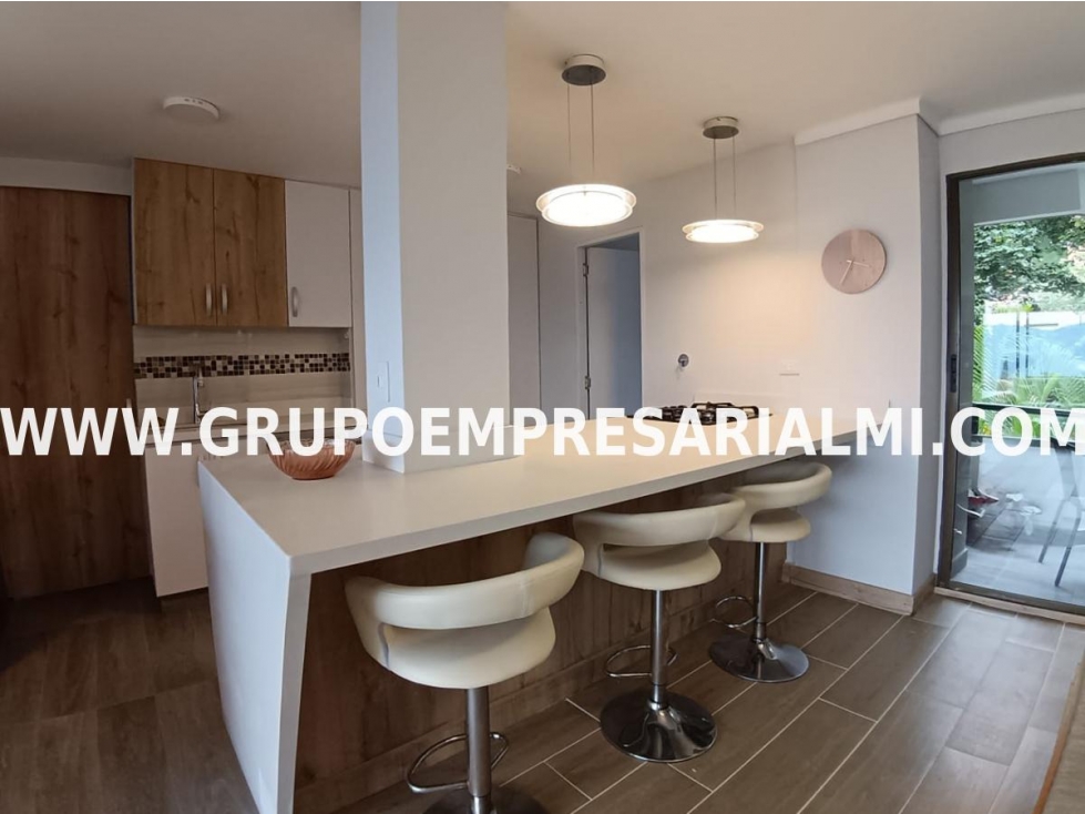 APARTAMENTO AMOBLADO EN ARRIENDO - SECTOR EL TESORO COD: 33413 — foto 4