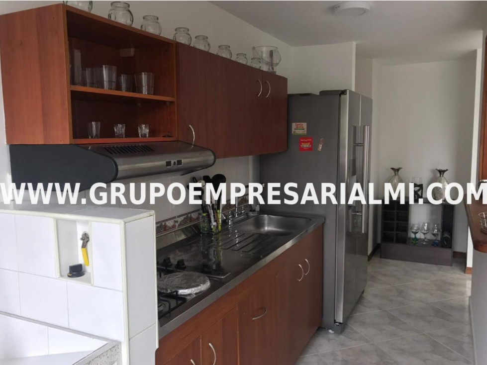 APARTAMENTO AMOBLADO EN ARRIENDO - SECTOR CASTROPOL COD: 7865