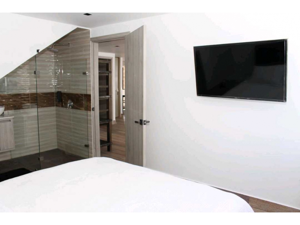 Apartamento amoblado en arriendo Poblado PC12 — foto 5