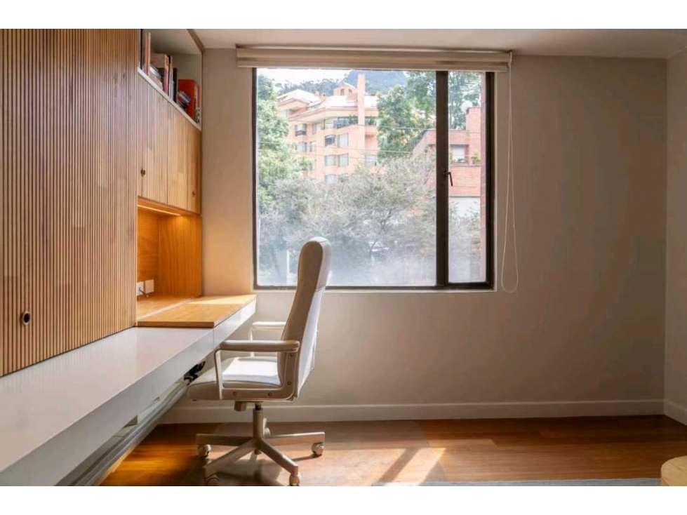 Apartamento Amoblado en Arriendo Rosales, Bogotá — foto 4
