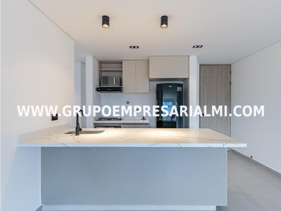 APARTAMENTO AMOBLADO EN ARRIENDO - SECTOR LOS ALPES COD: 33759 — foto 2