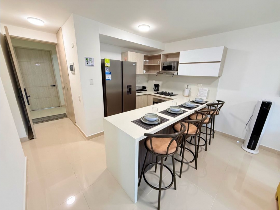 Apartamento Amoblado en Arriendo San Fernando | 90 m² | Parqueadero