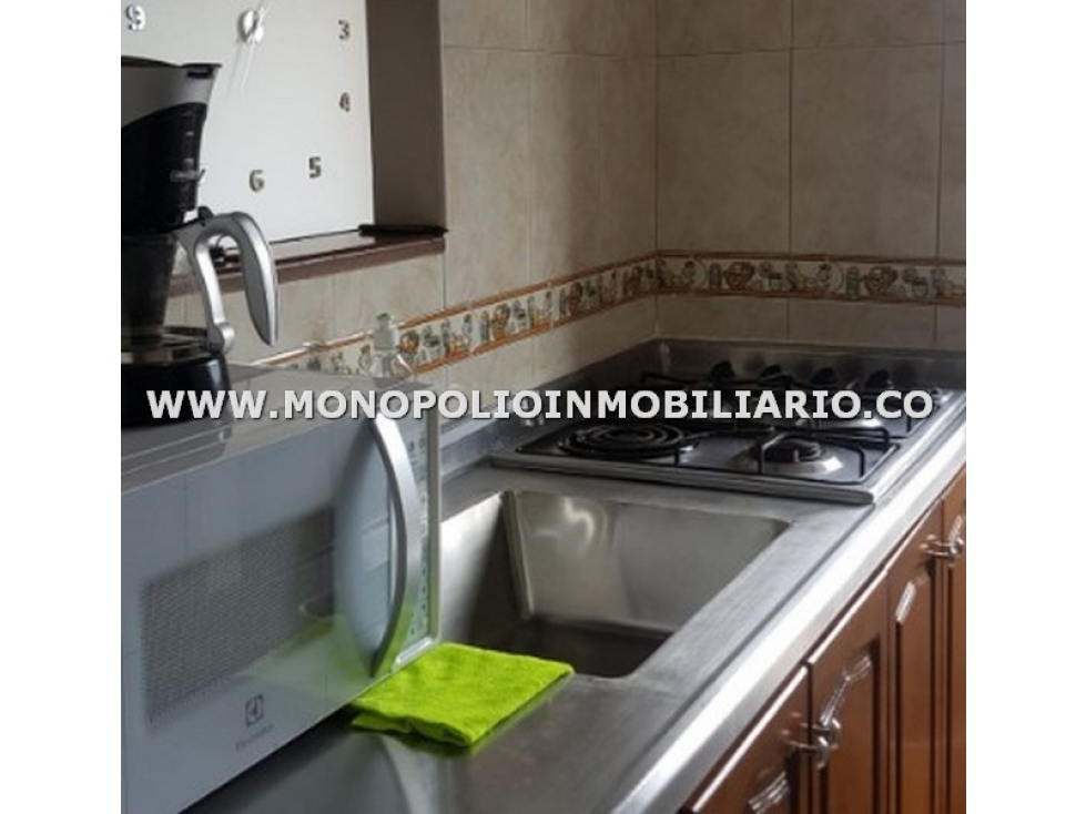 GRANDIOSO APARTAMENTO AMOBLADO EN ARRIENDO - SECTOR ROBLEDO COD: 18968 — foto 2
